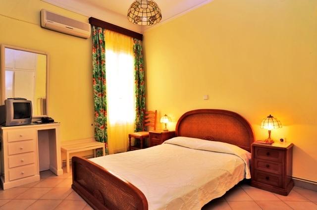 Sea Colours Rooms & Apartments แอร์มูโปลี ห้อง รูปภาพ