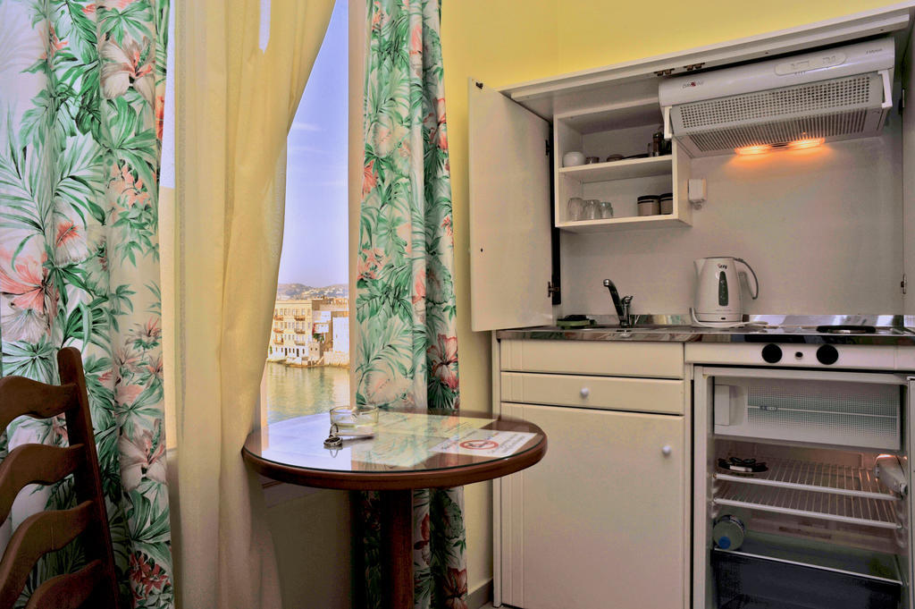 Sea Colours Rooms & Apartments แอร์มูโปลี ภายนอก รูปภาพ